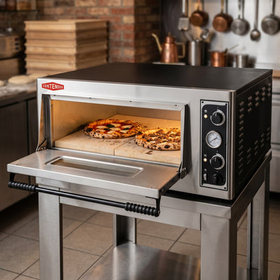 Contender Single Deck Pizza Oven (4 x 13", Single Phase) - Reliable Performance for Pizza Cooking
