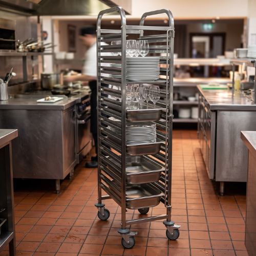 Quattro 16 Tier Clearing Trolley, 1/1 GN Size – Efficient Front of House Clearing