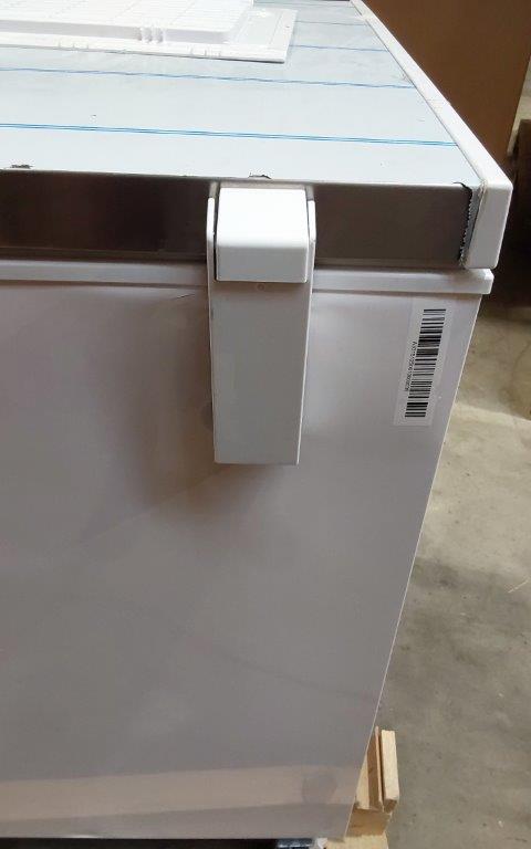 GRADE 3 - Contender 655L Capacity Twin Lid Chest Freezer