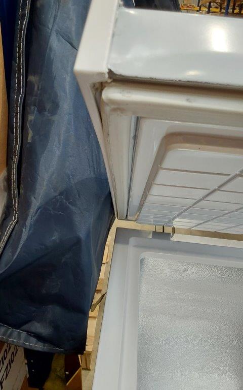 GRADE 3 - Contender 655L Capacity Twin Lid Chest Freezer