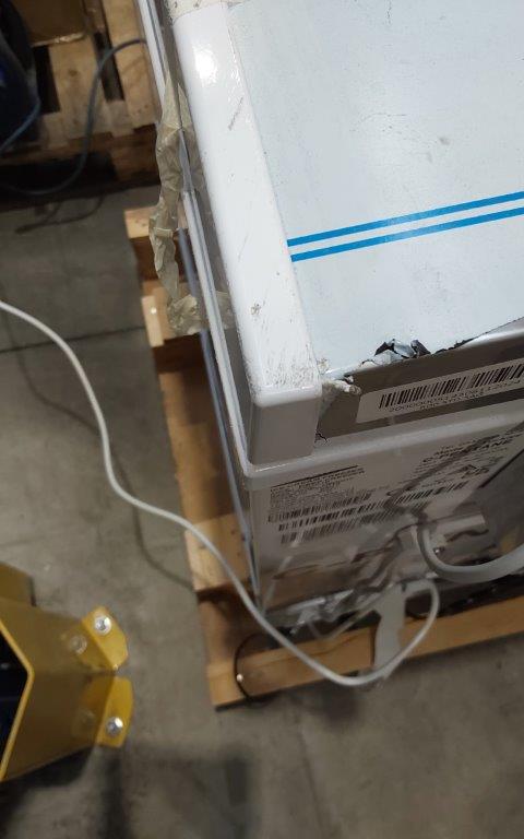 GRADE 3 - Contender 655L Capacity Twin Lid Chest Freezer