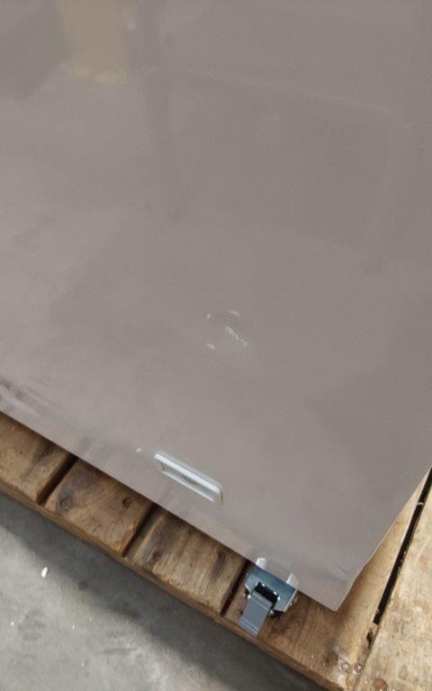 GRADE 3 - Contender 187 Litre Ice Cream Freezer Curved Sliding Glass Lid