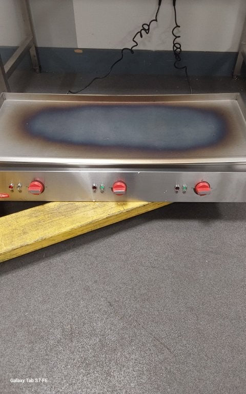 Contender 1000mm Electric Griddle (Flat Plate) – High-Volume Cooking & Precise Heat Control