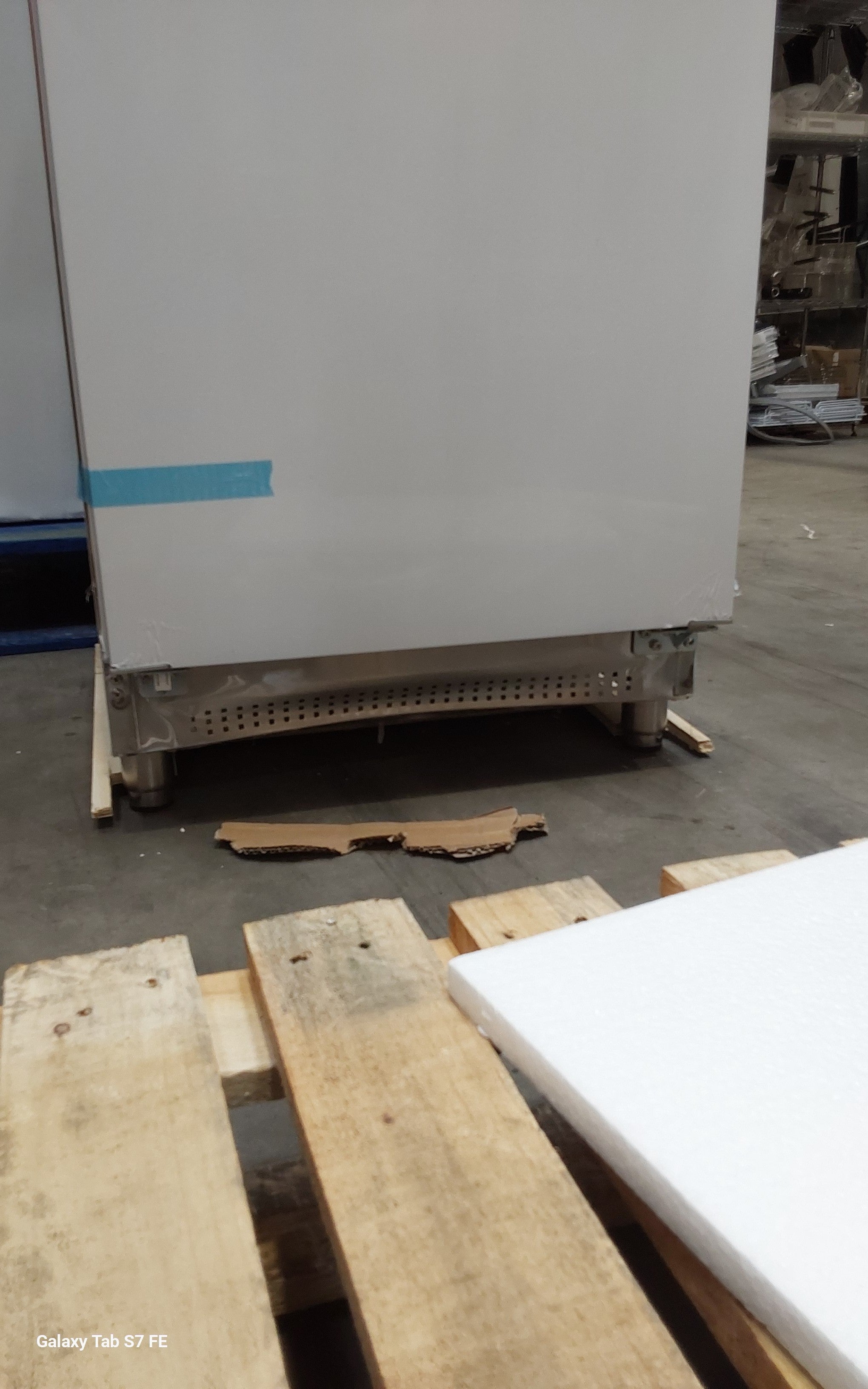 Contender 130L Stainless Steel Undercounter Freezer – Compact Commercial Cold Storage