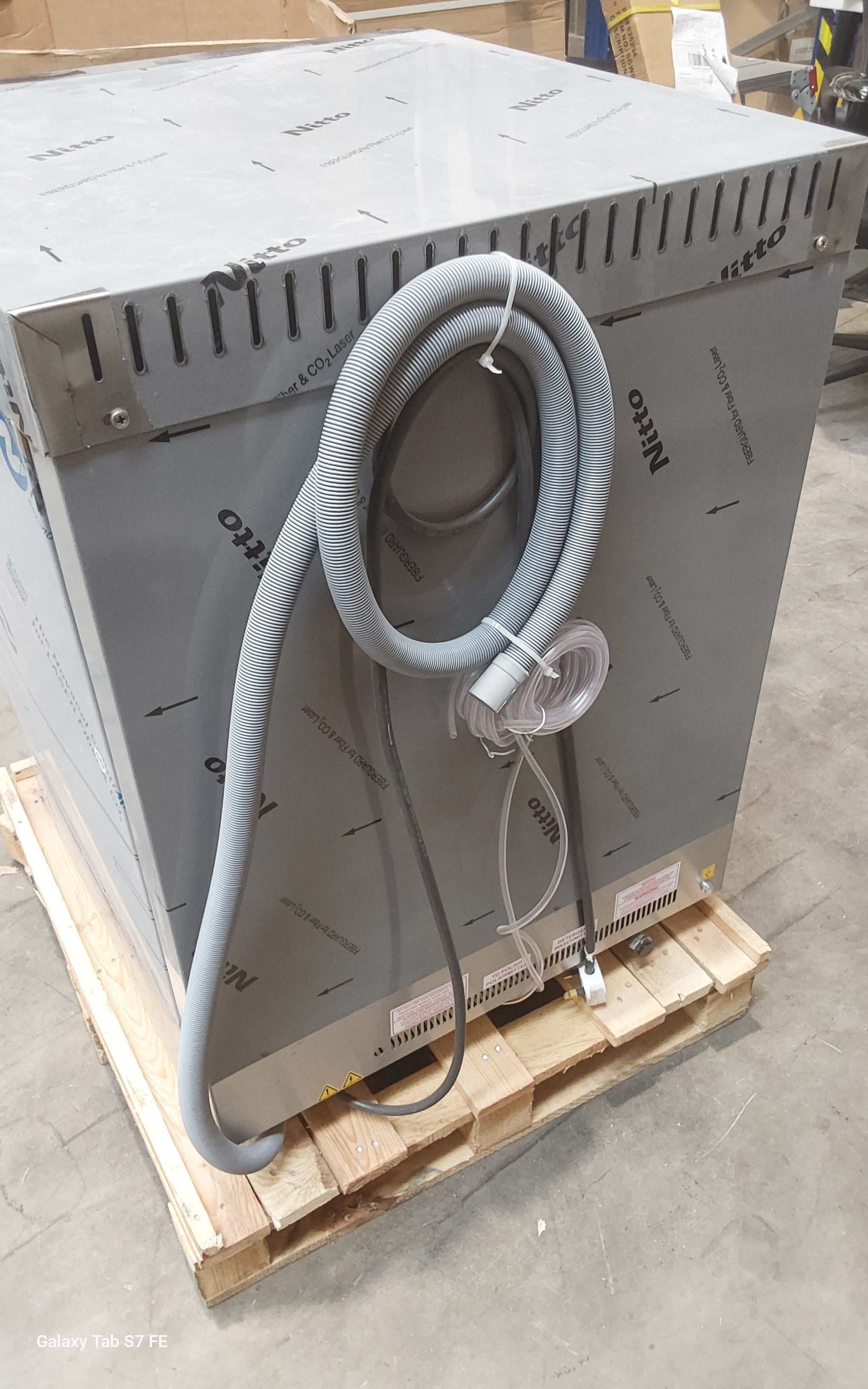 Contender Undercounter Dishwasher & Glasswasher (Drain Pump, 13A) – Efficient Commercial Dishwashing