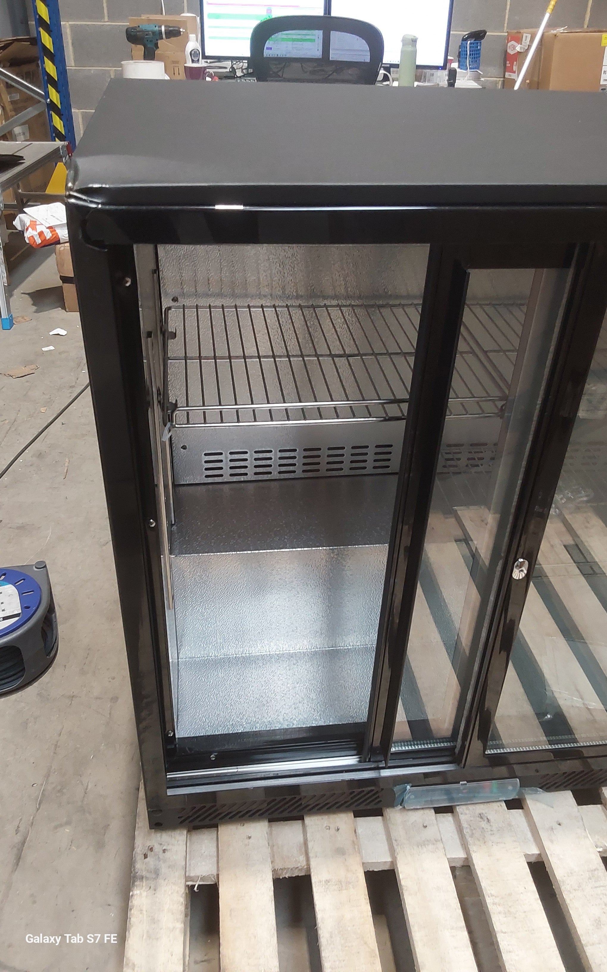 Contender 220L Double Door Bottle Cooler (Sliding Doors) – Reliable Chilled Drinks Storage