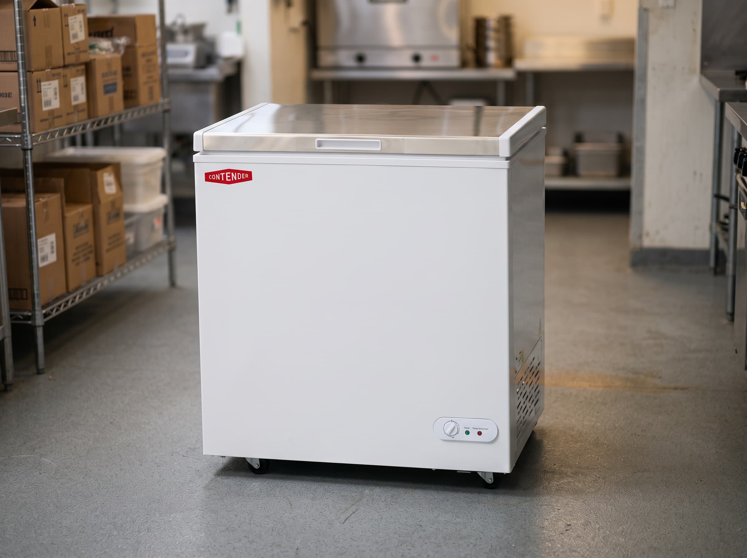 Contender 148L Chest Freezer – Lockable Stainless Steel Lid – Compact Commercial Storage