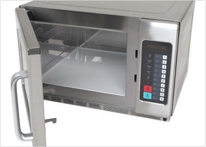 Contender 1800W Commercial Microwave – Fast, Even Cooking & High-Capacity Output