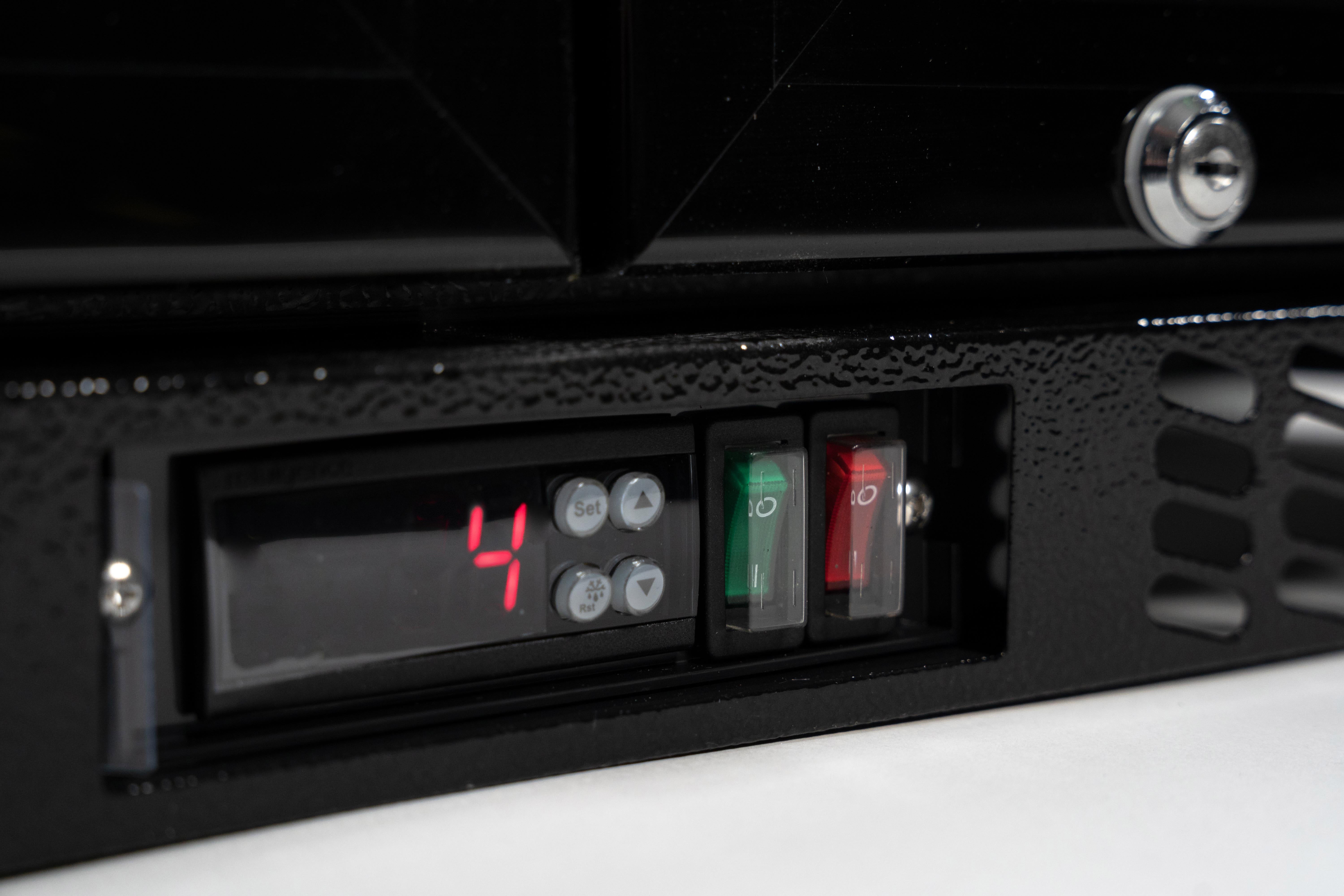 Contender Commercial 220L Hinged Double Door Bottle Cooler