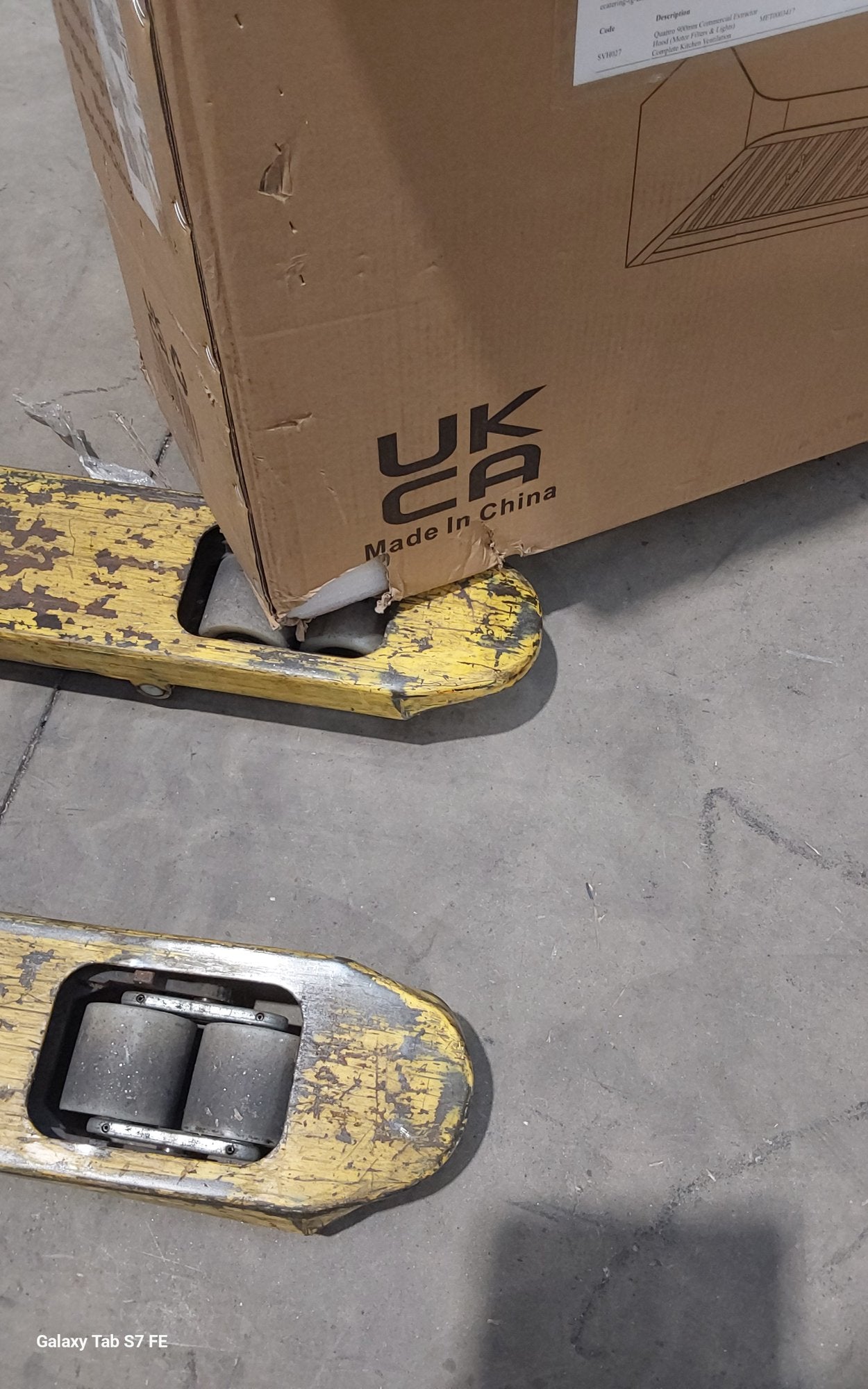 Box damage on bottom edge