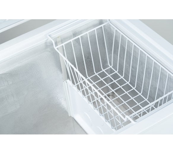 Contender 320L Chest Freezer – Lockable Stainless Steel Lid – Secure Bulk Storage