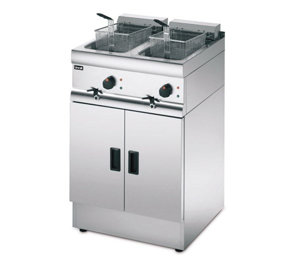 Lincat Silverlink 600 Commercial Twin Tank Electric Freestanding Fryer  2 x 9ltr