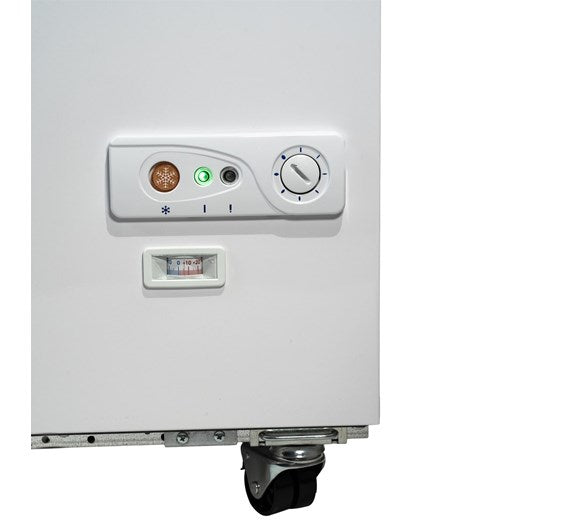 Contender 655L Capacity Twin Lid Chest Freezer